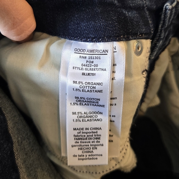 Good American Jeans - Picture 6 of 6